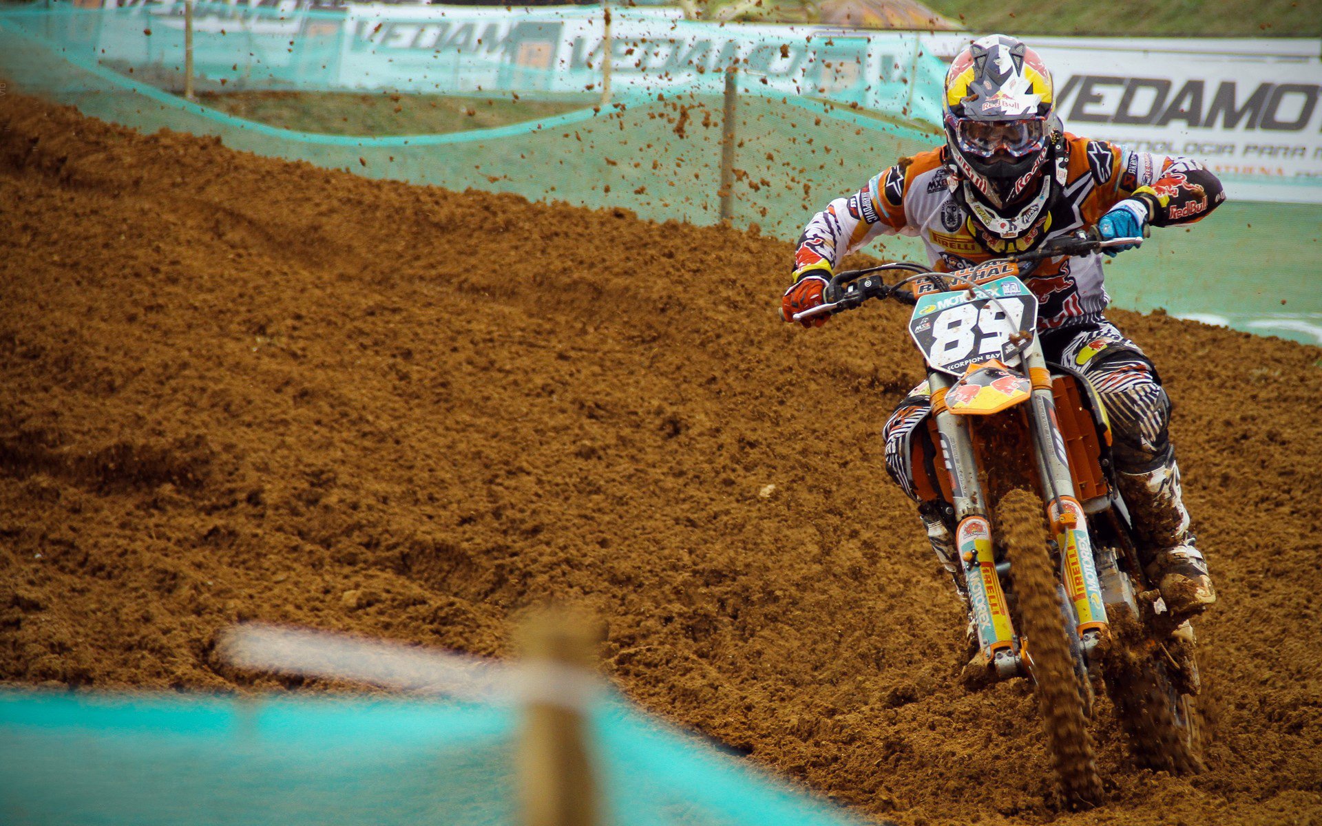 开云官方平台-湖人窒息防守锁死独行侠，武切维奇爆砍30+15成最大惊喜！