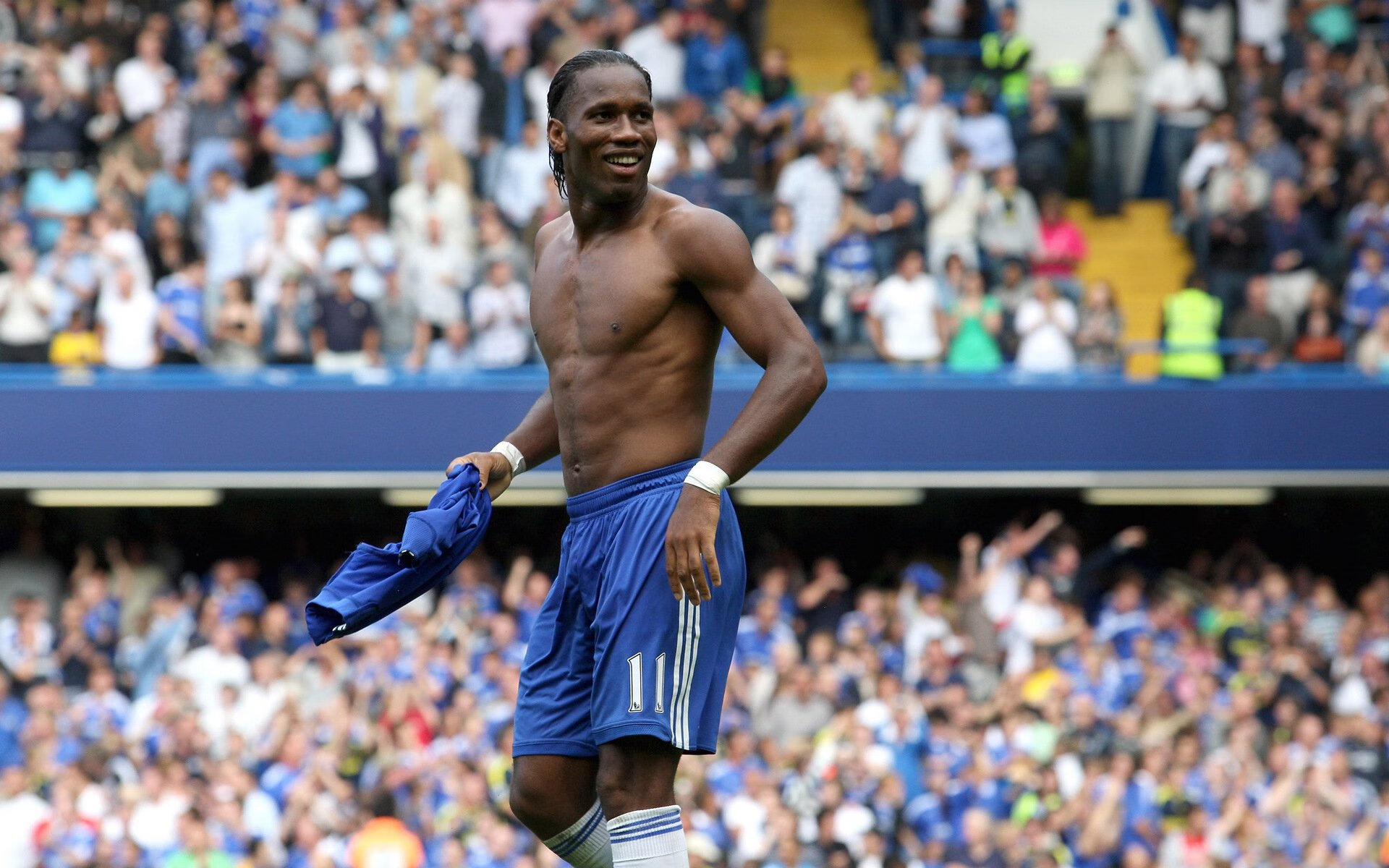 开云网页版-绝杀与接管之间，当布克从背景板蜕变成世界舞台的绝对主角