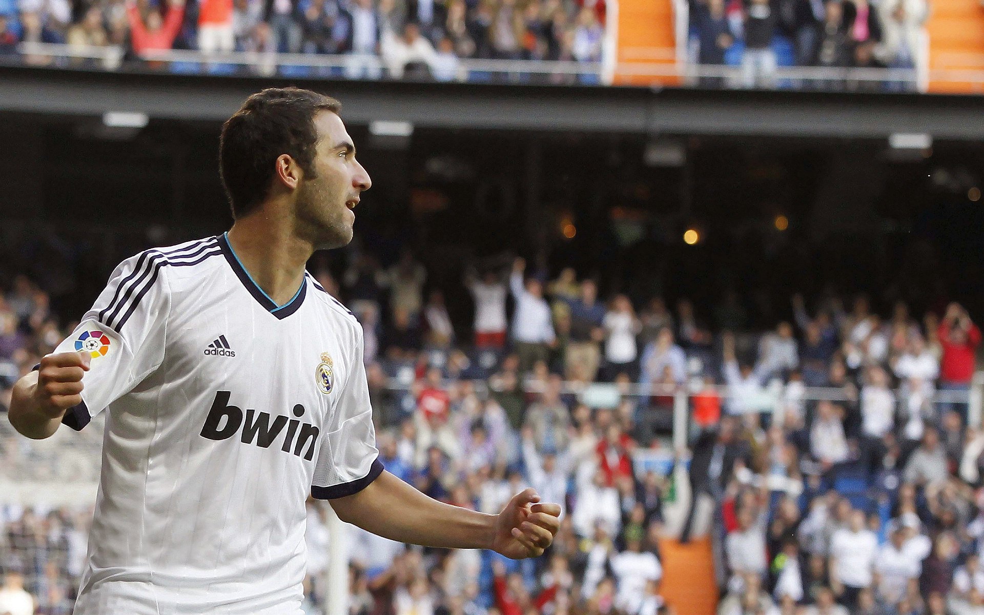 开云体育2026-德甲争冠战之夜，拉梅洛的教科书级表现，如何定义足球艺术？